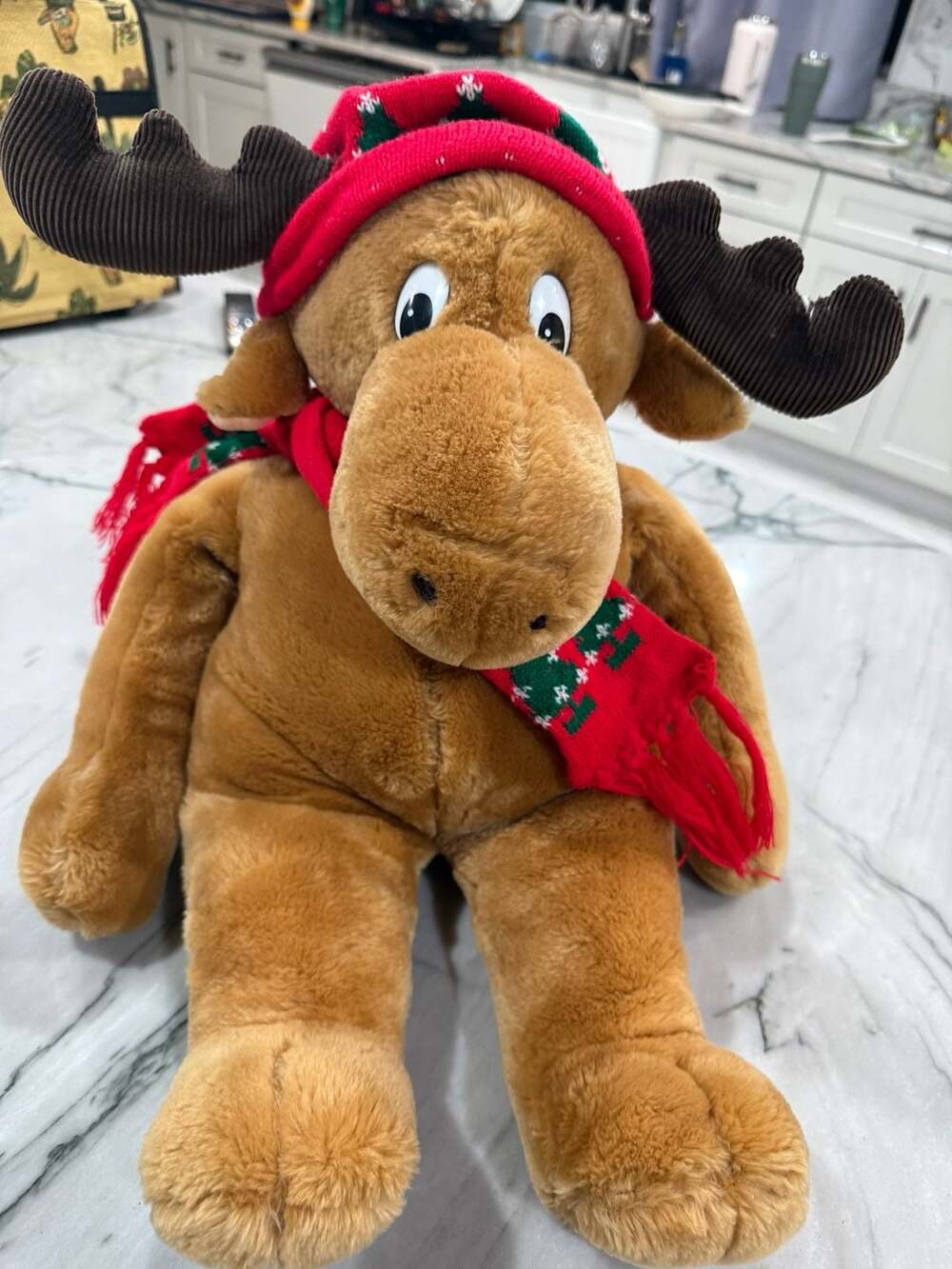 Vintage 1986 Commonwealth Mooseltoe Christmas Moose 24" Hat Scarf Moostletoe